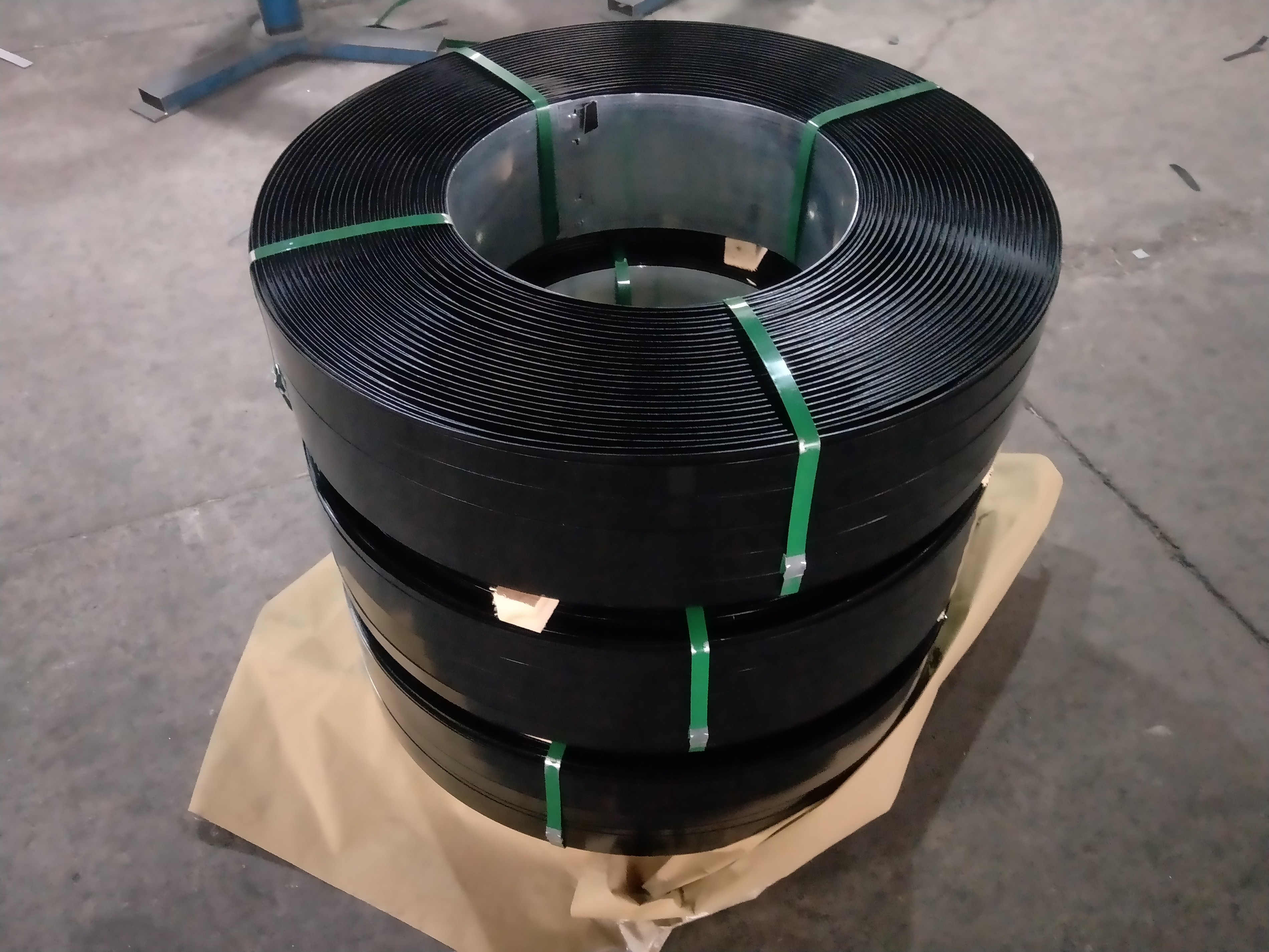 Black  Jumbo Steel Strapping